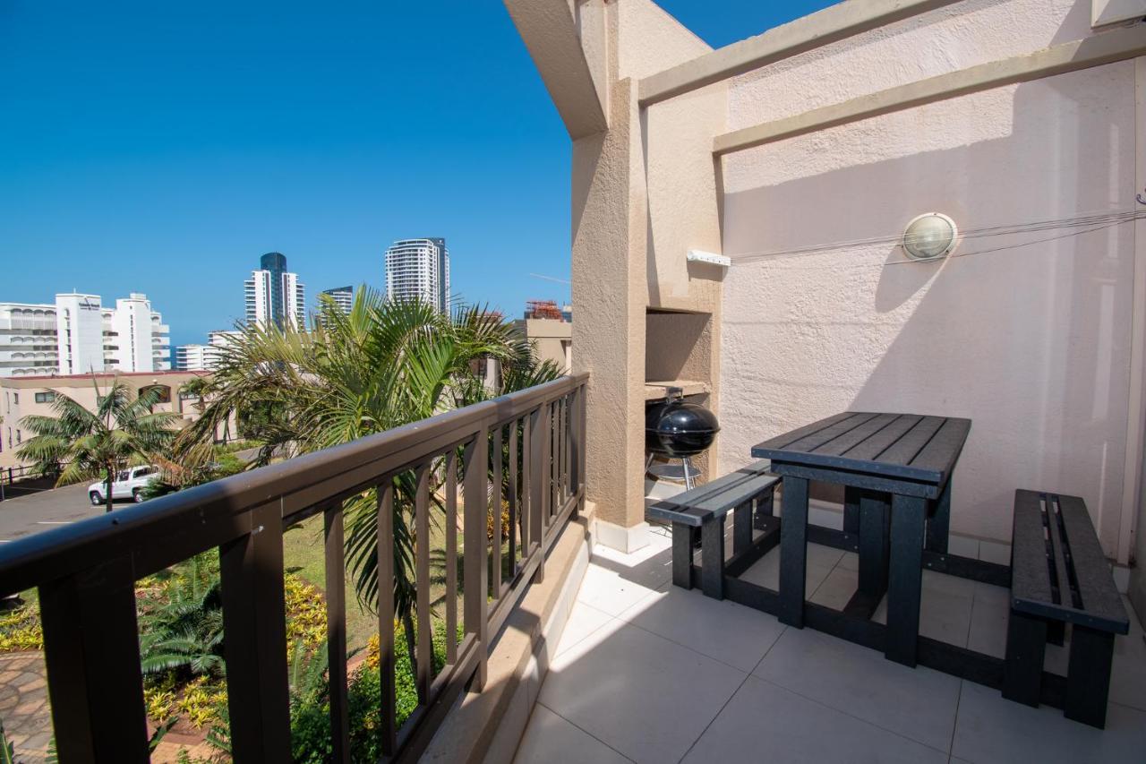 Apartamento 11 The Shades Umhlanga Rocks Durban Exterior foto